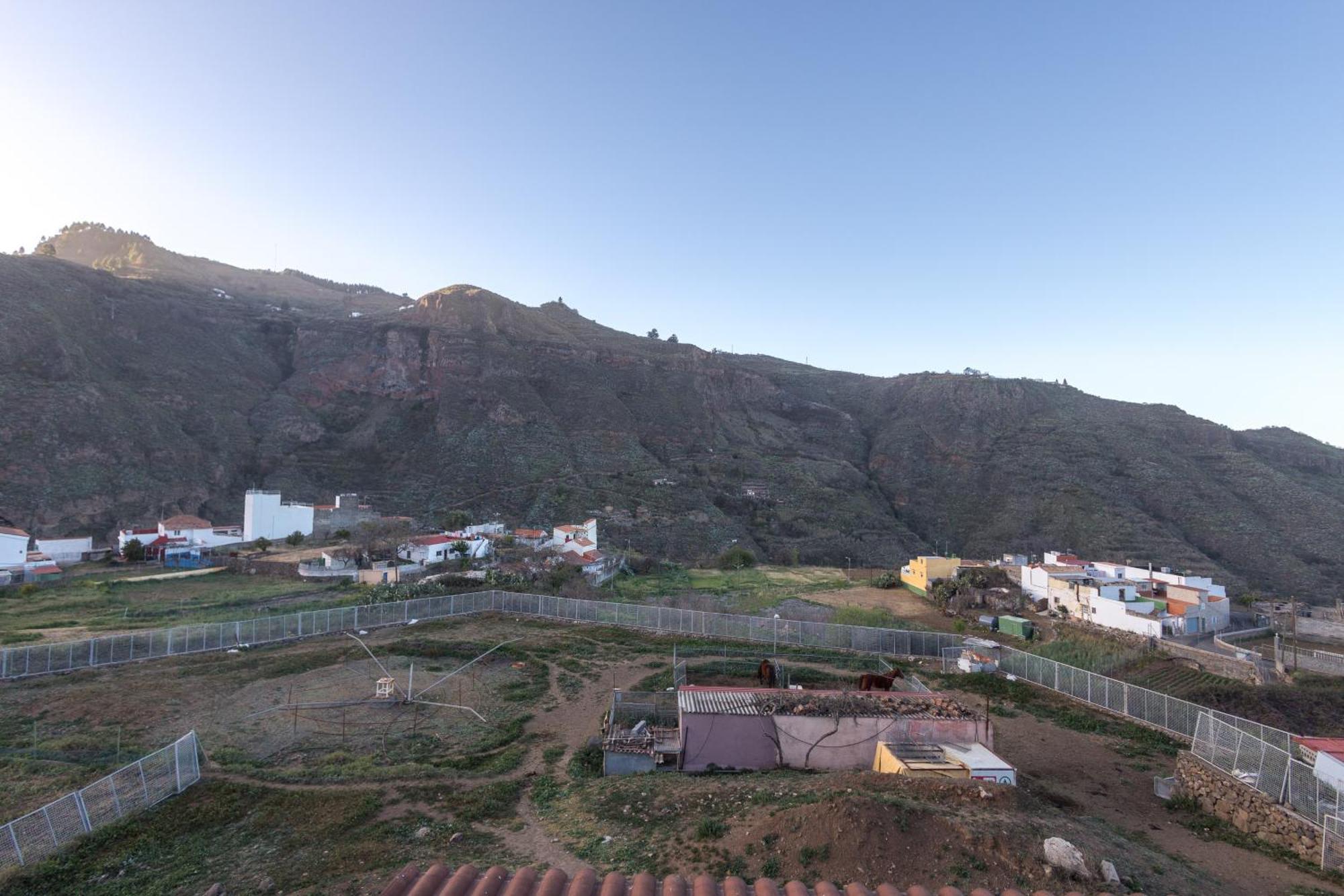 Balcon De La Mina Suites - Aircon And Terrace With Views Vega de San Mateo Exterior foto
